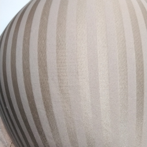 Playtex Secrets Perfectly Smooth Bra.   Size 42DD - Picture 3 of 5